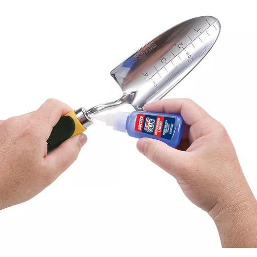 Loctite Super Glue Liquid Professional, 20g Bottle (Pack of 3) Heavy‑Duty Instant Adhesive for Plastic, Wood & Metal, Clear Superglue with Precision Nozzle, Quick‑Dry Formula