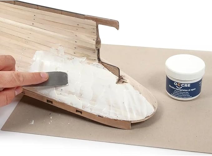Filler Putty, Water Based for Model Ships Trolleys and Trains (135 ml.) by OcCre