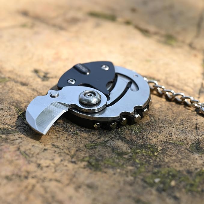 7-in-1 mini outdoor folding multifunctional tool - Small EDC Multitool with Screwdriver Set - portable pocket pendant -Compact Manual Tool (Silver stainless steel)