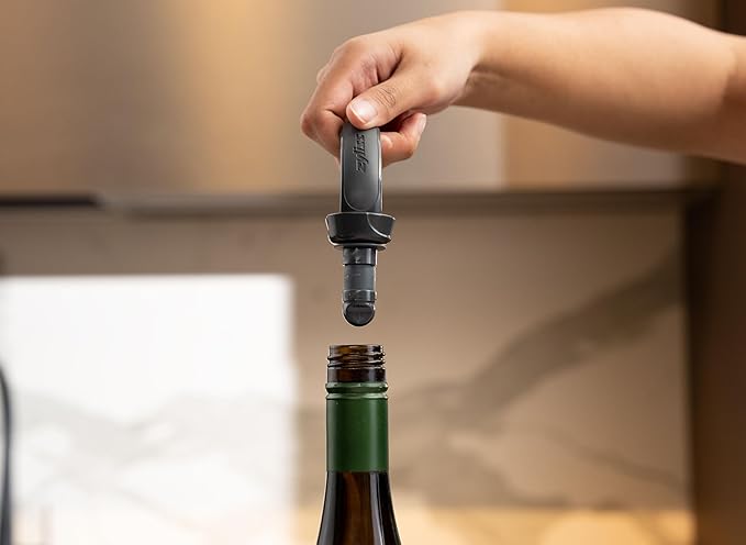 Zyliss Bottle Stoppers 2 Piece Set – Reusable Leak-Proof Wine and Drink Sealers with Ergonomic Wheat Straw Handles, Durable Rubber Seal, Fits Carbonated and Still Bottles, Dishwasher Safe