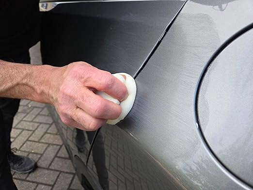 Scratch Remover Kit – Permanent Car Scratch and Scuff Removal | Easy Application, High Gloss Finish | Includes Applicator Pad & Microfibre Cloth, Silicone-Free, VOC-Free
