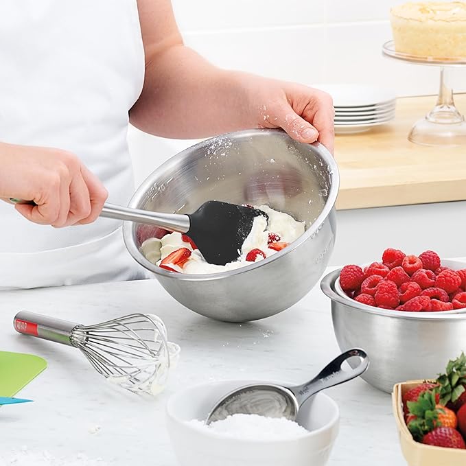 Tovolo Flex-Core Silicone Spatula Metal Handle for Scraping Bowls Mixing and Baking, Dishwasher Safe Heat Resistant Stainless Steel Silicone Spatula for Cast Iron and Nonstick Cookware, Black
