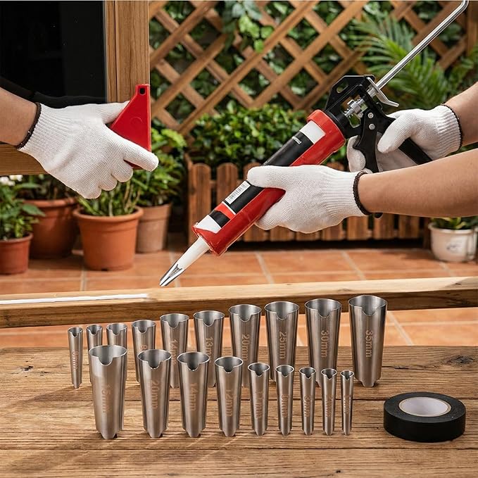 15Pcs Caulking Finishing Tool Caulking Tips Applicator Reusable Caulk Tips Nozzles Stainless Steel Caulk Nozzle Applicator Reusable for Bathroom Doors Windows