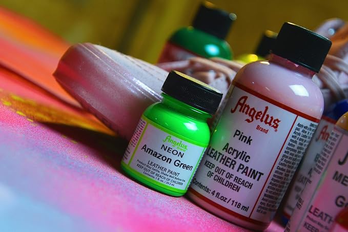 Angelus Acrylic Leather Paint- 1 Oz.- Amazon Green