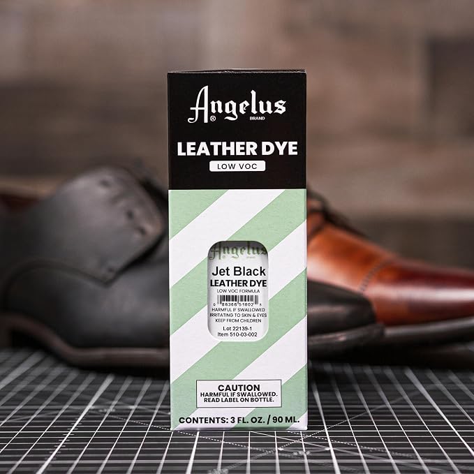 Angelus Leather Dye - Flexible Leather Dye for Shoes, Boots, Bags, Crafts, Furniture, & More 3oz, Dauber Included (Jet Black)
