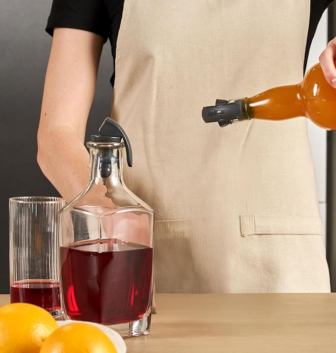 Zyliss Bottle Stoppers 2 Piece Set – Reusable Leak-Proof Wine and Drink Sealers with Ergonomic Wheat Straw Handles, Durable Rubber Seal, Fits Carbonated and Still Bottles, Dishwasher Safe