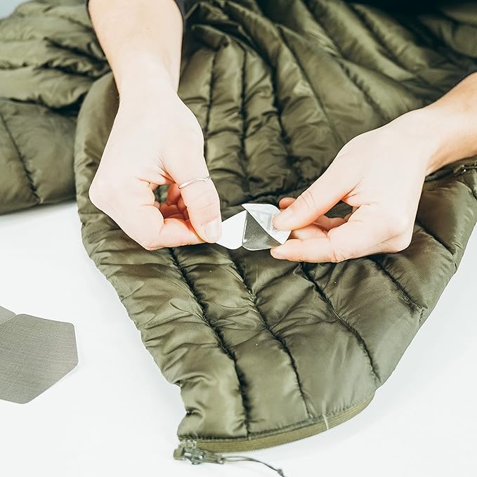 GEAR AID Tenacious Tape Hex – 2.5” & 1.5” Repair Patches (8 Patches: Four 2.5” & Four 1.5”, OD Green) – Peel-and-Stick Outdoor Nylon Fabric to Fix Holes and Burns in Down Jackets, Rain Gear and Tents