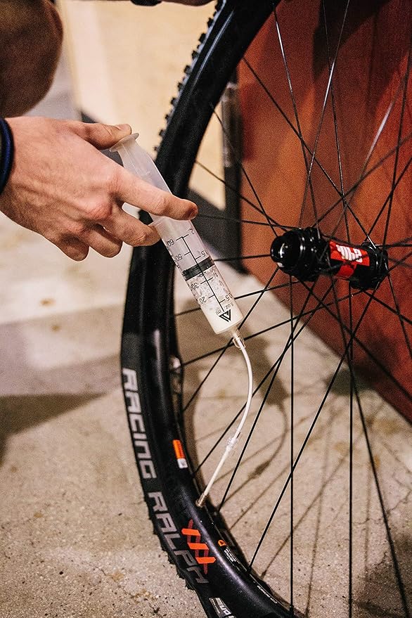 KOM Cycling Tubeless Sealant Injector Syringe and Presta Valve Core Removal Tool by Designed for Stans No Tubes sealant and Other sealants …